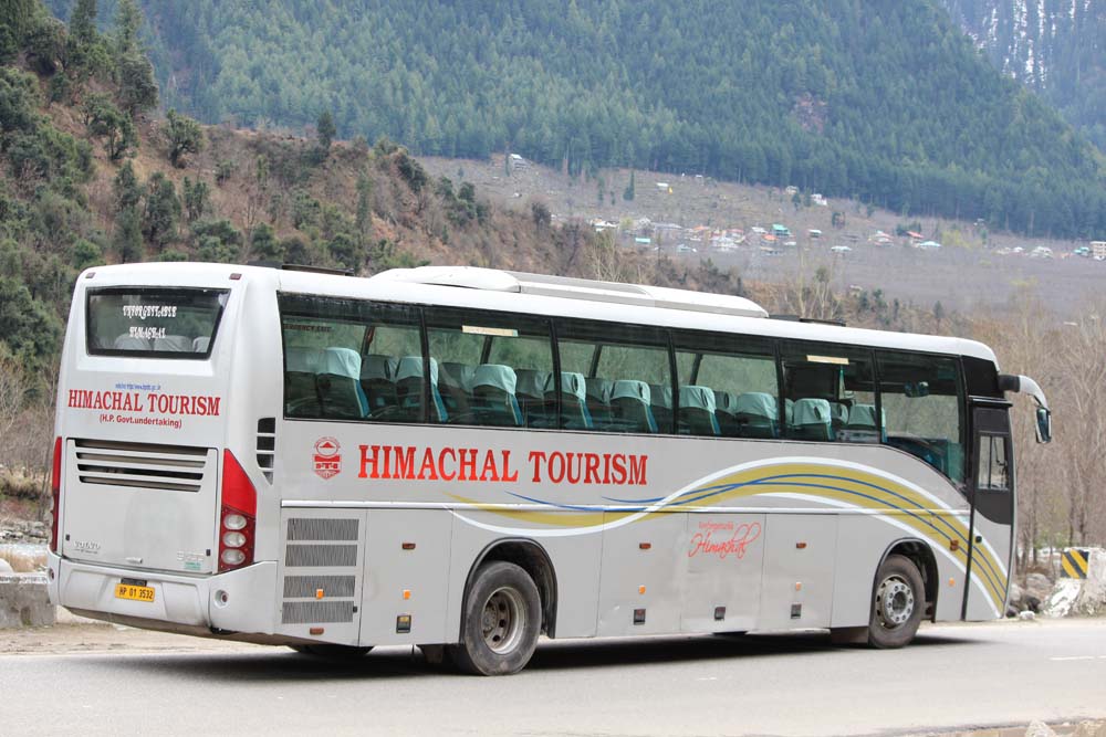 himachal tourism bus